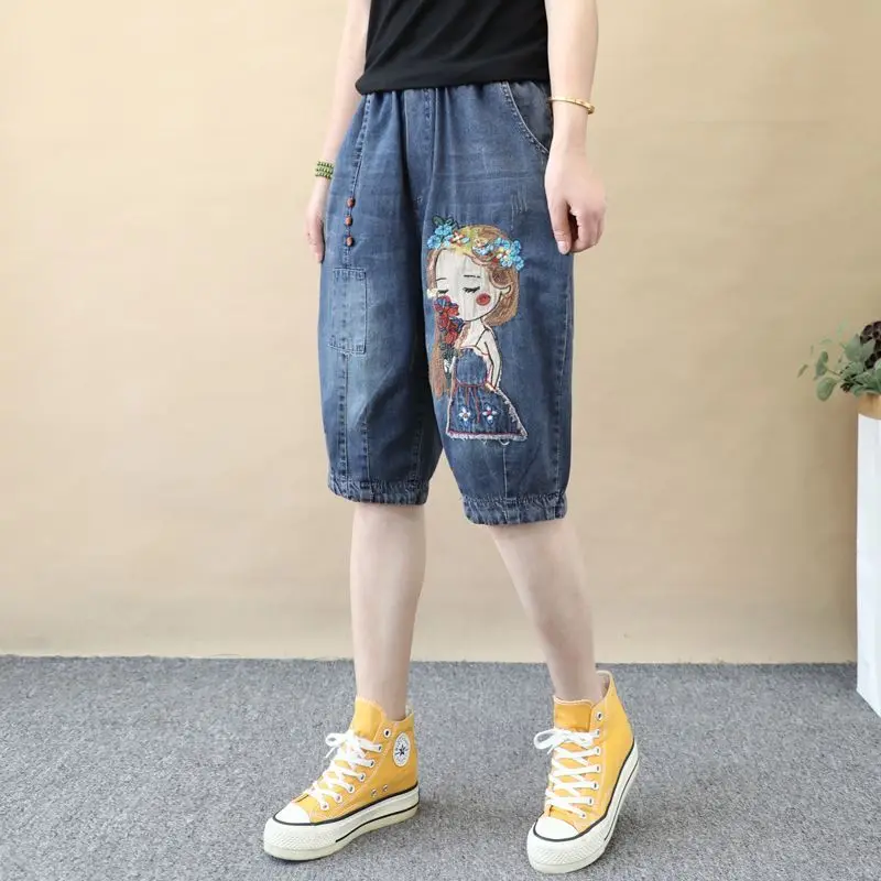 Summer Jeans Retro Distressed Cartoon Girl Patchwork Capris Pant Women Loose Ripped High Waist Knee Length Denim Pants