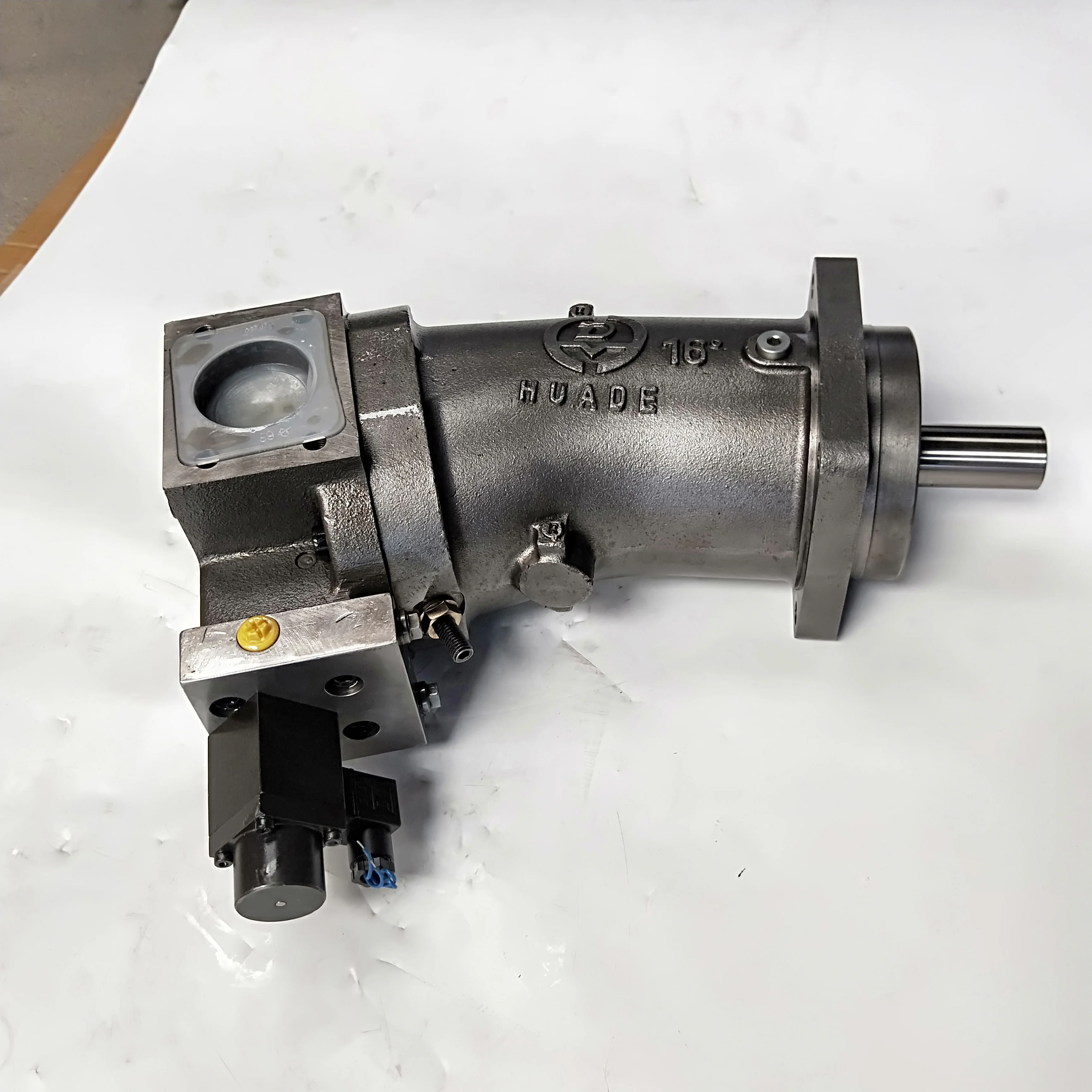 A7V 시리즈 유압 피스톤 펌프 A7VO80LRH1/61R-PZB01 압력 축형 가변 펌프 A7VO55LR3E/61L-DPB01 A7V55NC2.0LZF00