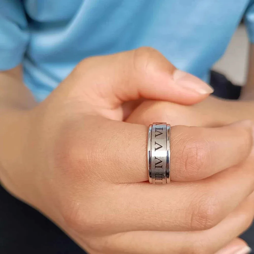 COOLTIME مخصص محفورة اسم خاتم الفولاذ المقاوم للصدأ شخصية مخصصة الدورية تململ خاتم هدية حفلة عيد ميلاد