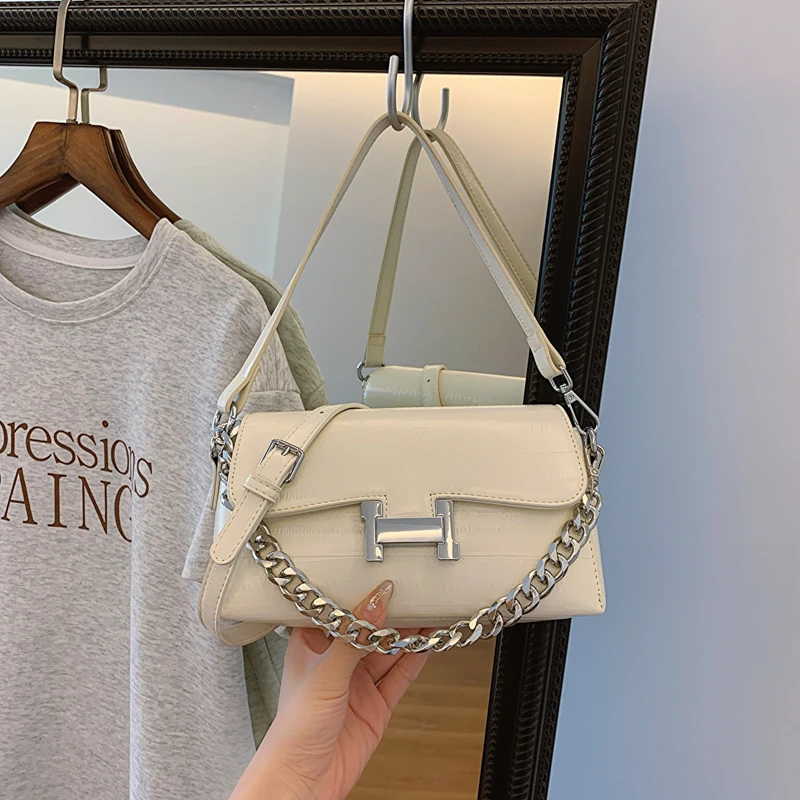 

Роскошная женская сумка-мессенджер премиум-класса с простым дизайном большой вместимости и повседневным деловым логотипом с буквами