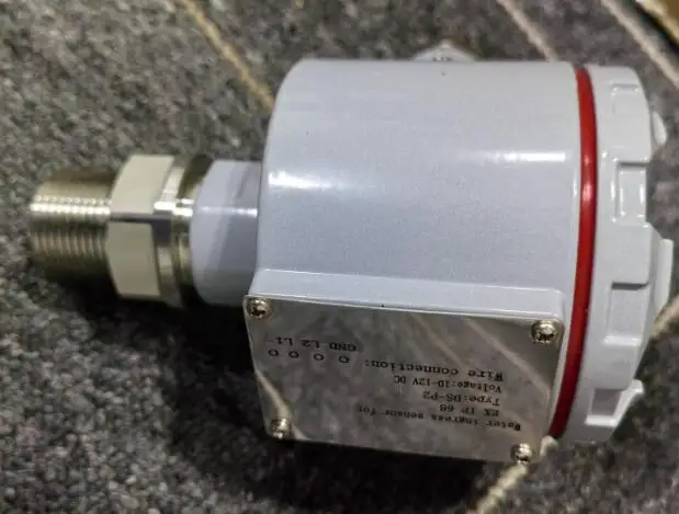 

Датчик уровня. · YEI · DS-P2F (цена за 1 шт.)