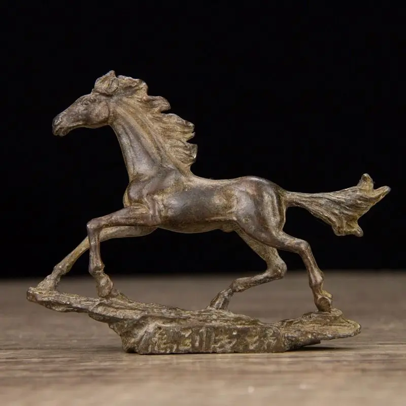 Old Bronze Ware and Bronze Casting Achieve Success. One Horse Becomes Mr. Xiao Ma's Nostalgic Home and Office Tea Pet