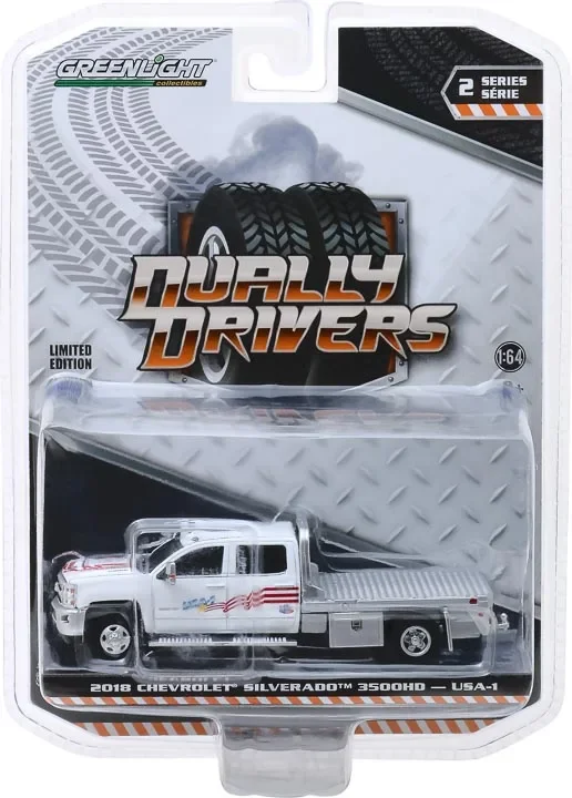 

1: 64 2018 Chevy Silverado 3500 Dually Flatbed Pickup Truck Alloy car model collection gift ornaments