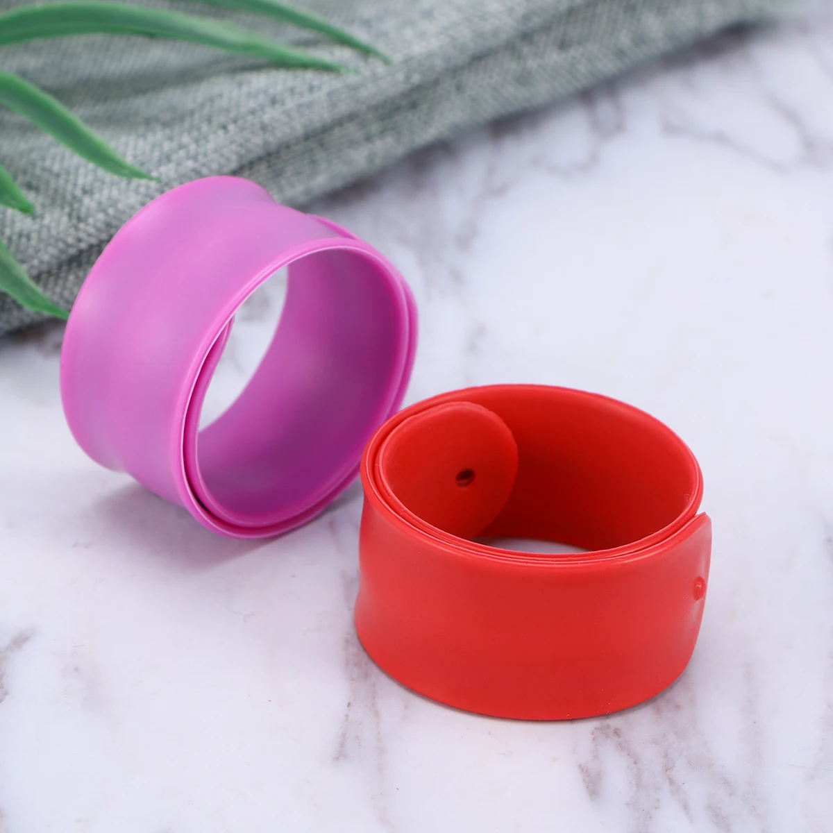 

24pcs Silicone Bracelets Slap Rainbow Color For Kids Non-Toxic Eco-Friendly Flexible Heat Resistant Skin-Friendly