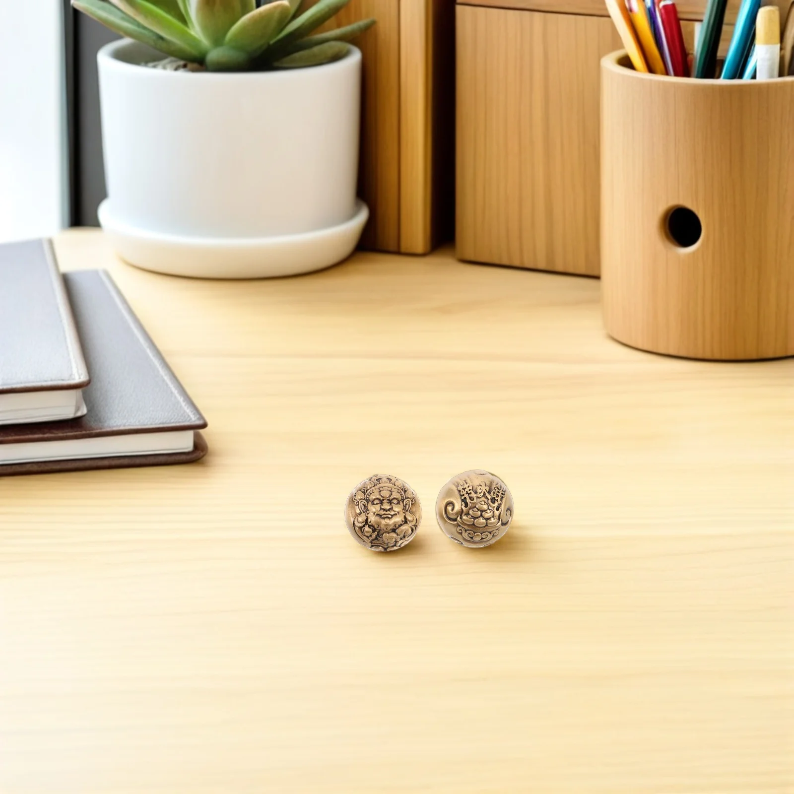 

1Pair Brass Hand Grip Strengthener Balls Finger Exercise Trainer for Elderly Hand Rehabilitation Wrist Strength Workout