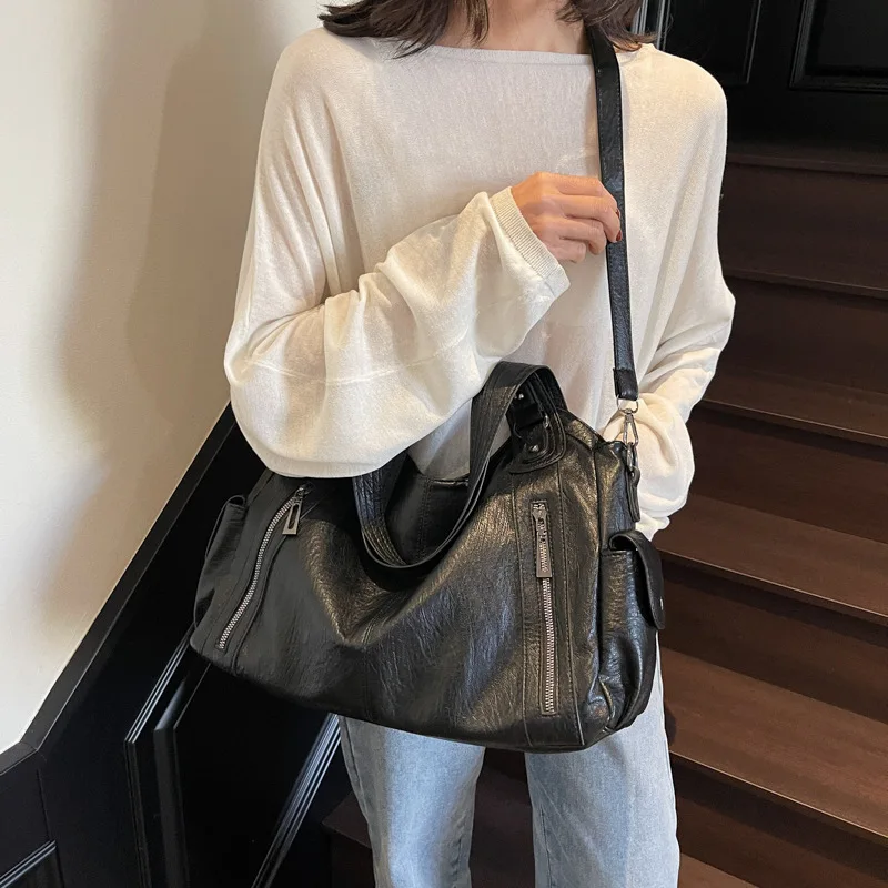 Ruime vintage draagtas uit 2025, luxe schoudertas voor dames, chique crossbody onder de arm, veelzijdige dag tot nachttas, getextureerd