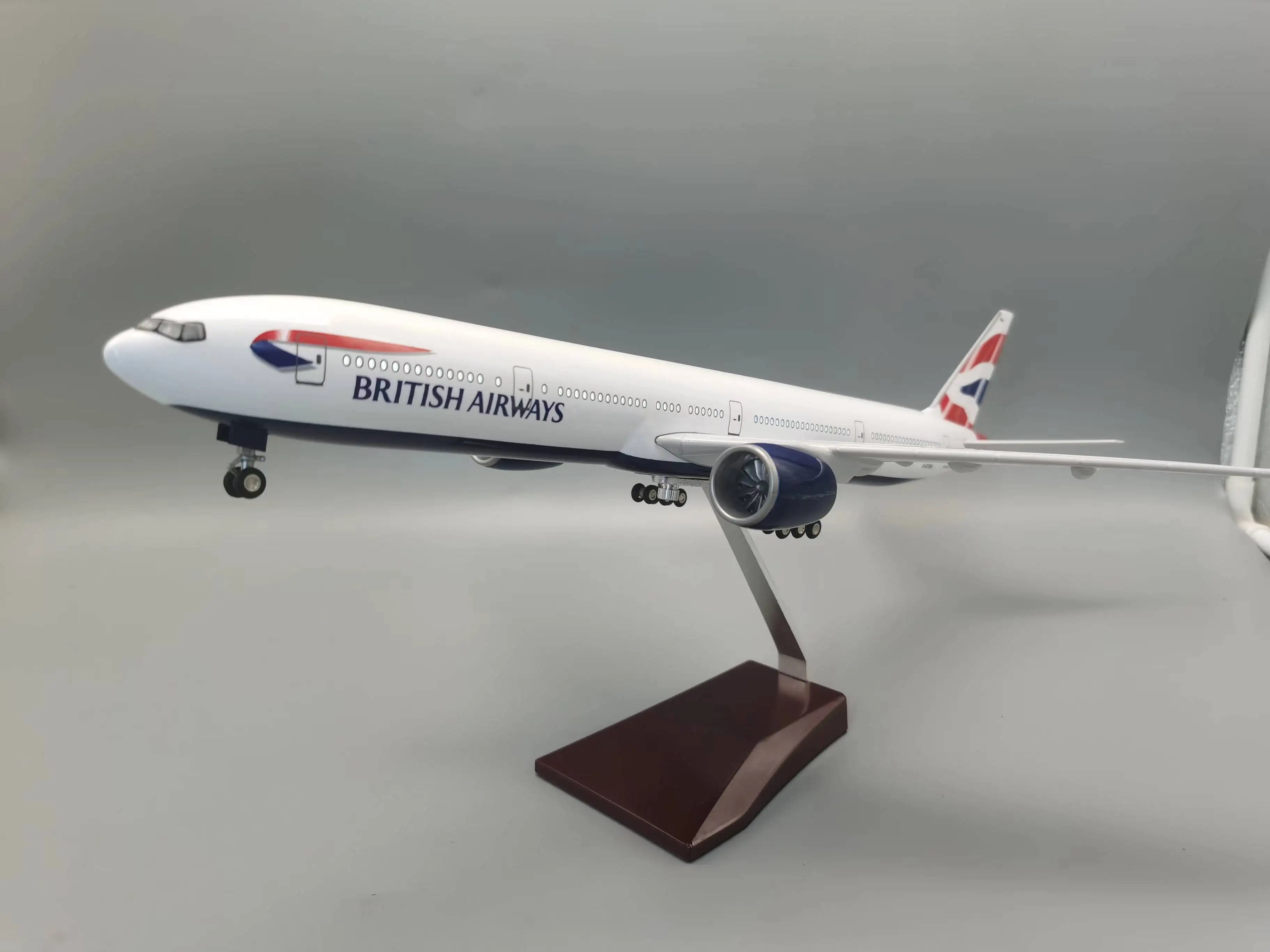47CM 1/157 Scale B777 BRITISH Airways Airlines777 Model Plane With Lights& Wheels Base Diecast Resin Airplane Home Display Colle