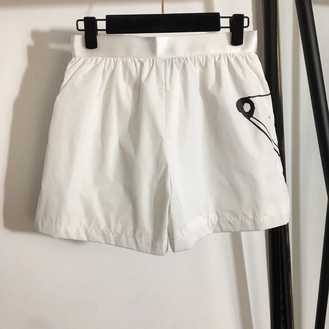 High end new letter printed zipper pocket with safety buckle waist closure shorts