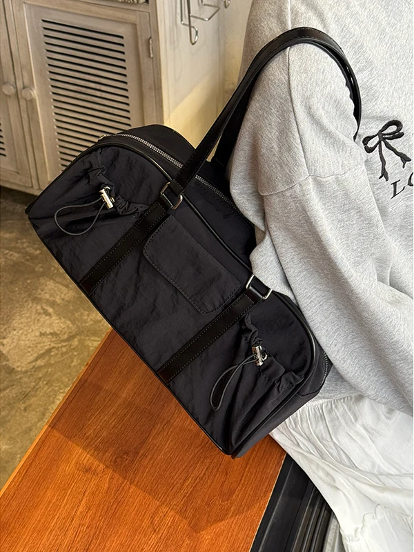 

Korean Sle Large Capaci Handheld Single oulder Bag Commuter Tote Bag Versatile Underarm Bag Faionable And Practical