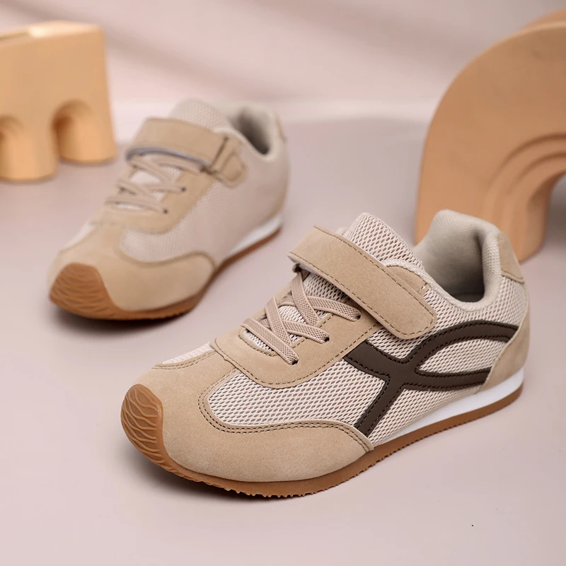 Kinder-Sneaker im Retro-Stil, atmungsaktive Mesh-Sportschuhe für den Frühling, rutschfeste, weiche Sohle, leichte Freizeitschuhe für Jungen und Mädchen – Detail 5