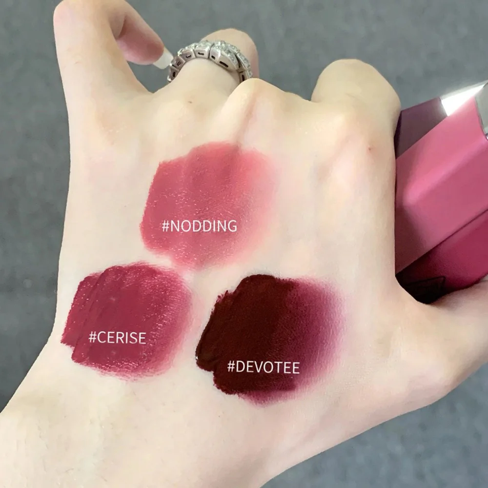 ملمع شفاه كابوفيني ماتي فيلفيت ملمع شفاه مرطب ناعم يدوم طويلاً #3