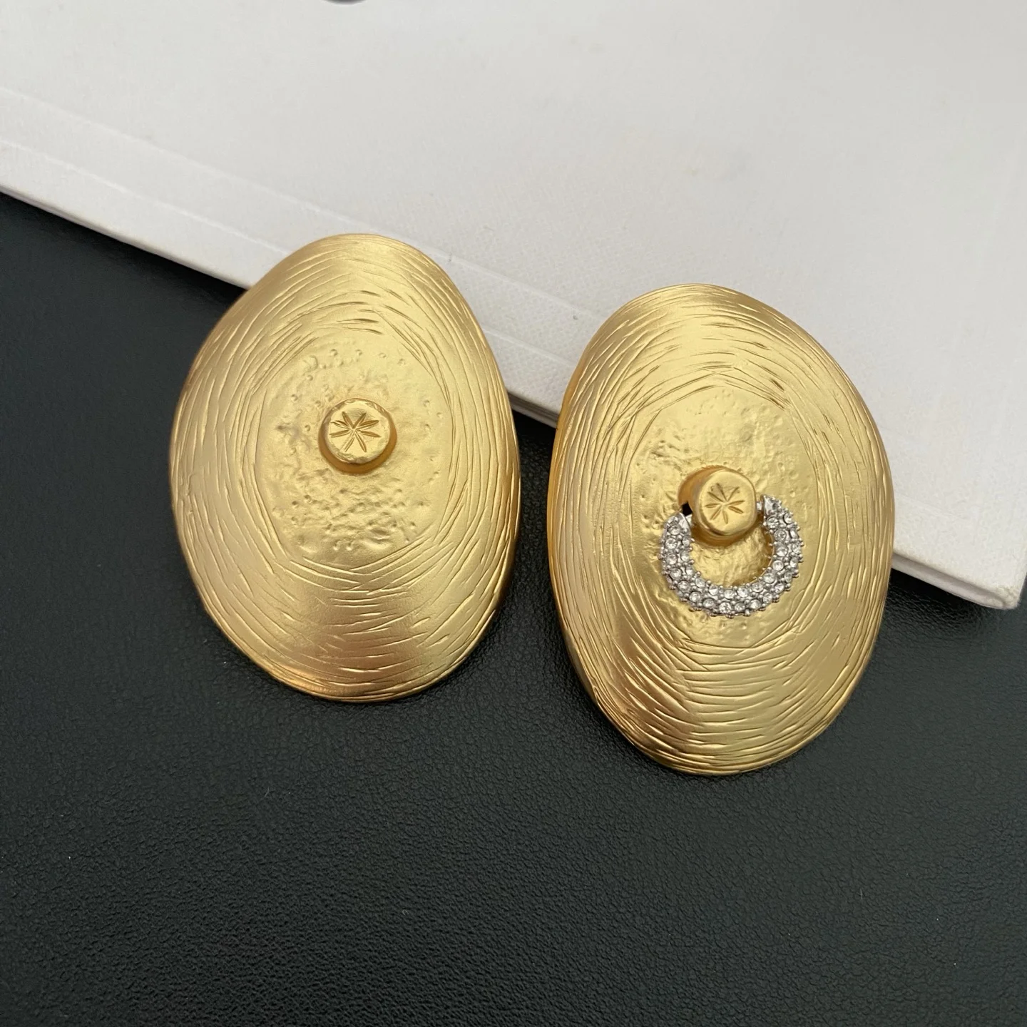 Europe Fashion Design Brass Plated Gold Big Round Crystal Earrings Rings Women Unique Design Party Jewelry Trend