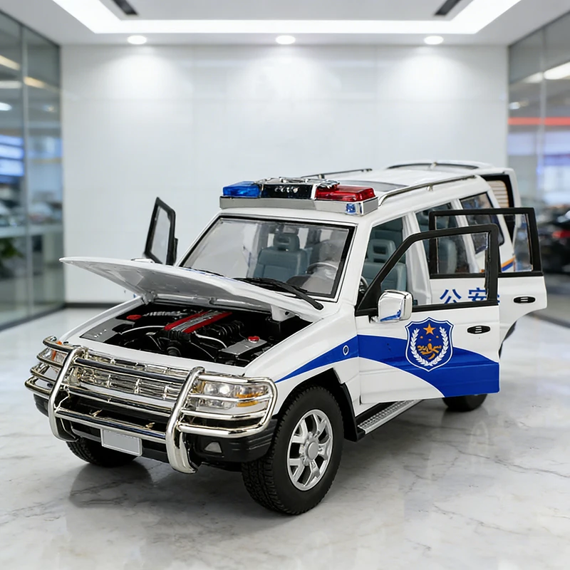 1:18 Pajero SUV Policyjny Model Samochodu ze Stopu Metalu, Odlewany, z Dźwiękiem i Światłem, Zabawka dla Dzieci, Pojazd