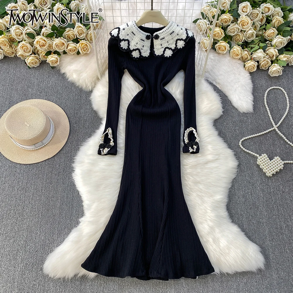 

TWOTWINSTYLE Chinese Style Vintage Slimming Dresses For Women Round Neck Long Sleeve High Waist Casual Dress Female KDR555023