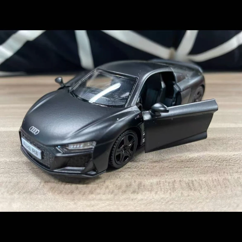 1:36 アウディ R8 クーペ合金車モデルダイキャストメタルおもちゃの車車モデル高シミュレーションコレクションプルバック子供のおもちゃ
