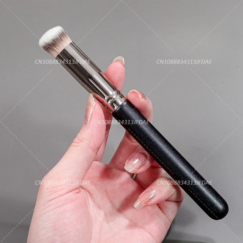 Brochas de maquillaje, base correctora en ángulo, cubierta sin costuras, círculo oscuro sintético, crema líquida, cosméticos, brocha de contorno, herramienta de belleza