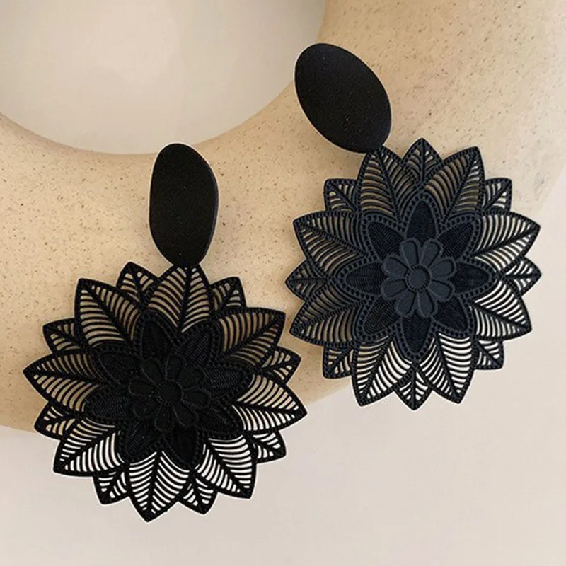 Vintage Punk Black Color Flower Drop Earrings For Women Exaggerated Gothic Geometric Butterfly Heart Wings Earring Party Jewelry