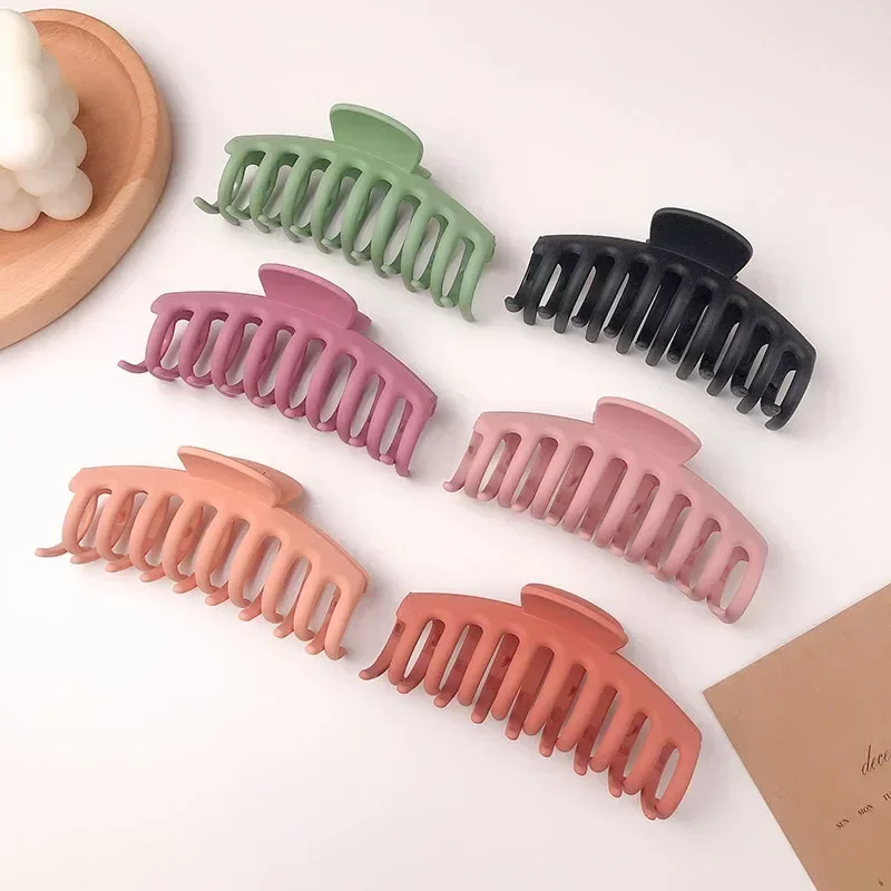 

Korean Solid Big Hair Claws Elegant Frosted Acrylic Hair Clips Hairpins Barrette Headwear for Women Girls Hair Accessories 2024