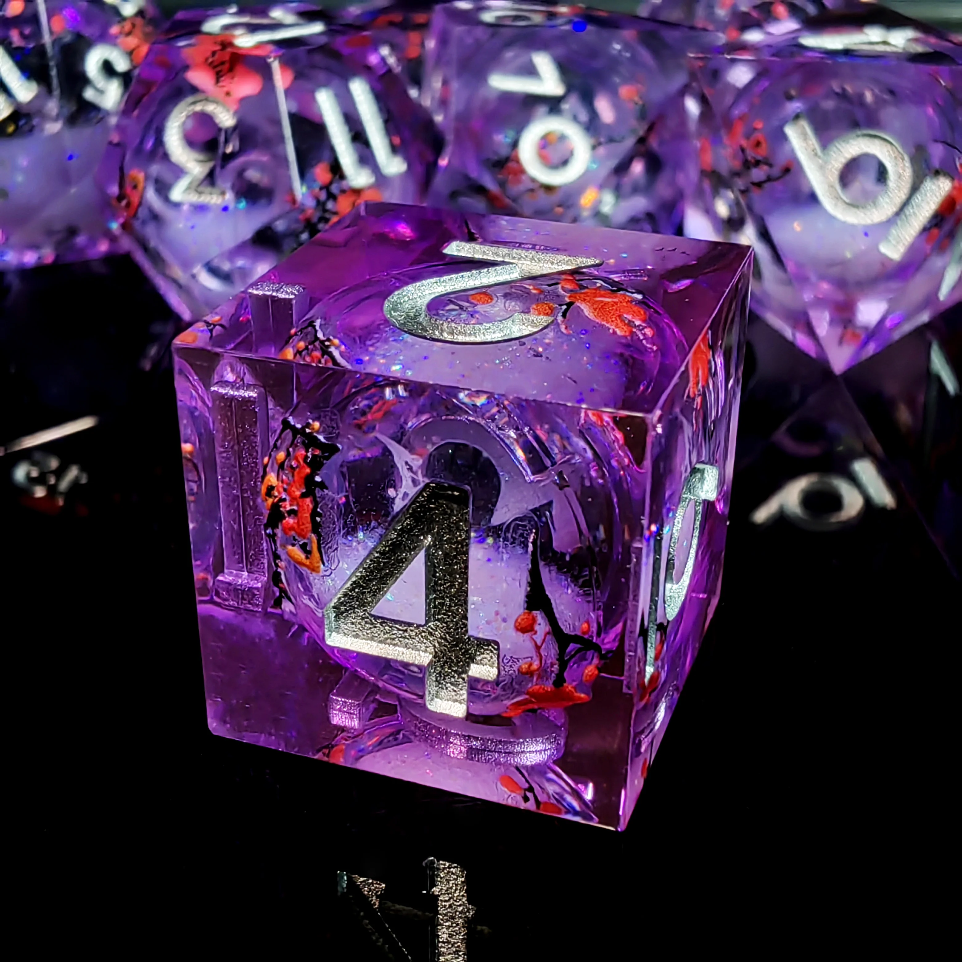 

7-Piece Resin DnD Dice Set, Plum Blossom Pattern Polyhedral Dice for Dungeons & Dragons, RPG Tabletop Games