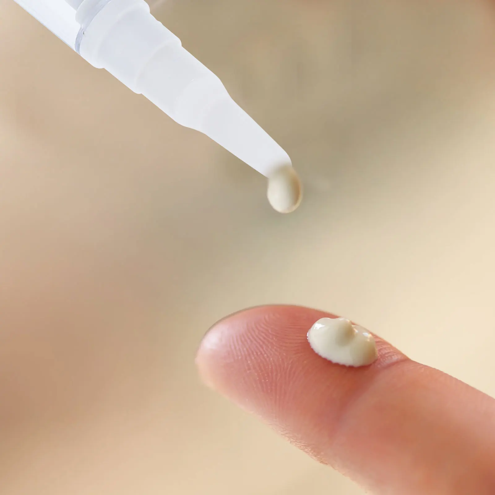 

3Pcs Refillable Airless Pump Bottles Travel Cream Containers Leak Proof Durable Practical Skincare Shower Gel Travel Containers