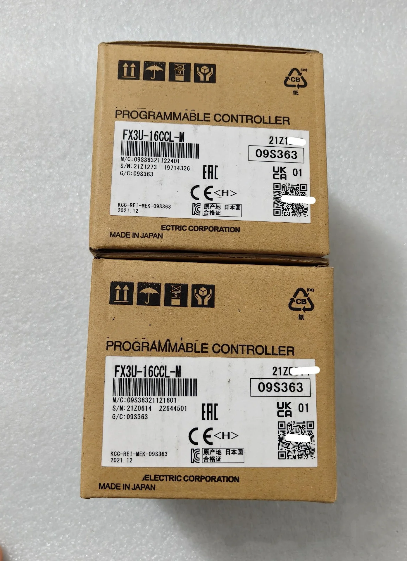 Совершенно новый оригинальный FX3U-16CCL-M FX3U-485ADP-MB FX3U-4HSX-ADP FX3U-4AD