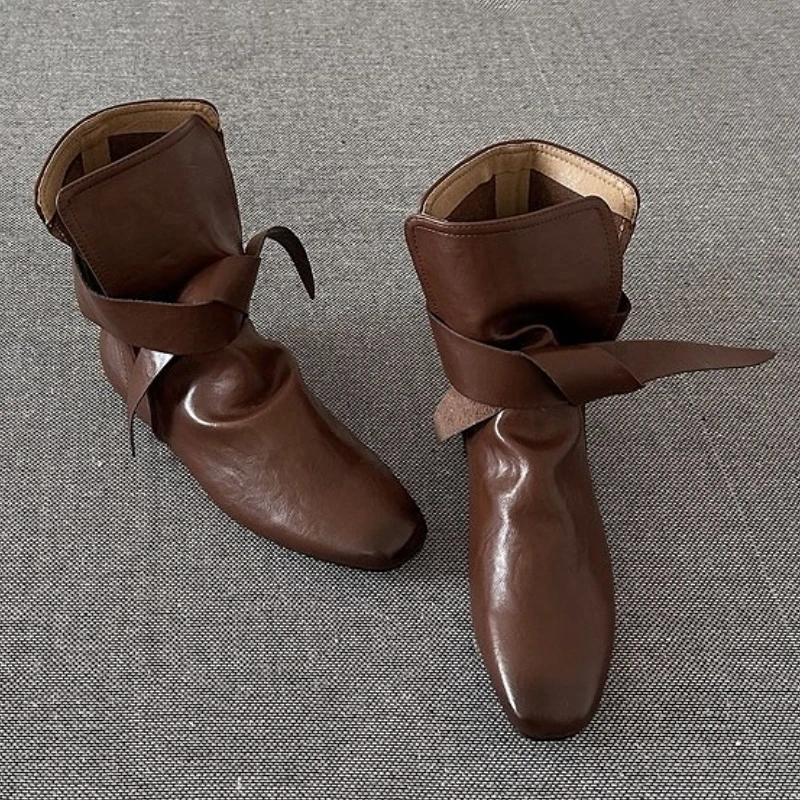 

Retro Winter Women Boots British Style Pleated Designer Flat Boots Fashion Brown Leather Chelsea Short Boots Women Bottes Femmes