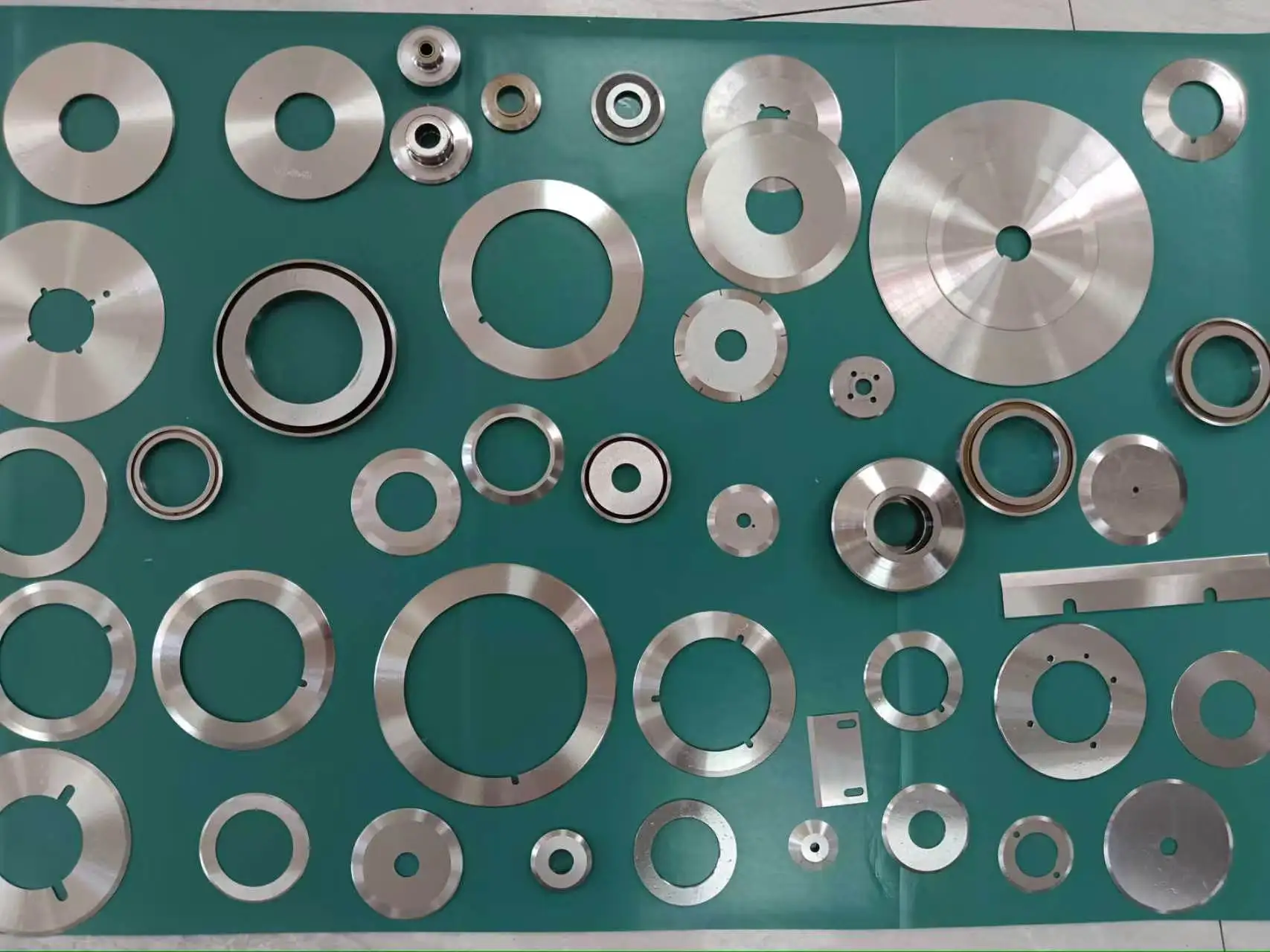 Metall-/Kunststoffteilefertigung, CNC