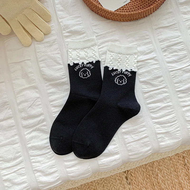 Kaos kaki anjing kartun wanita 2025 musim gugur baru, kaos kaki renda Jepang setinggi betis, kaos kaki panjang warna-warni serbaguna modis