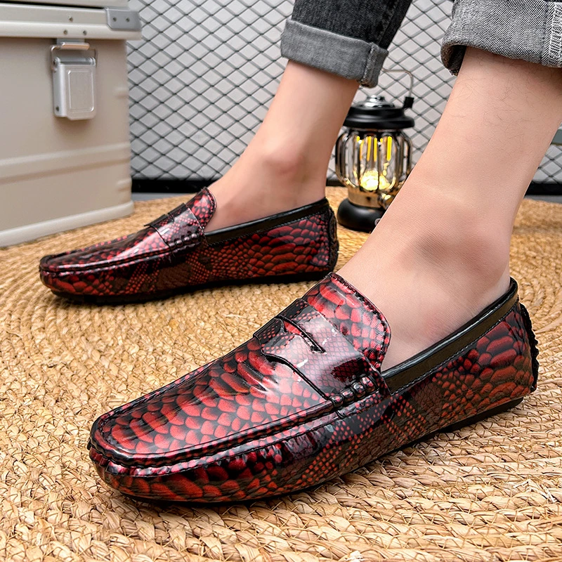 

Crocodile Pattern Men's Shoes Soft Leather Loafers Comfortable Breathable Men Driving Shoes Light Men Flats Moccasins Size 38-48