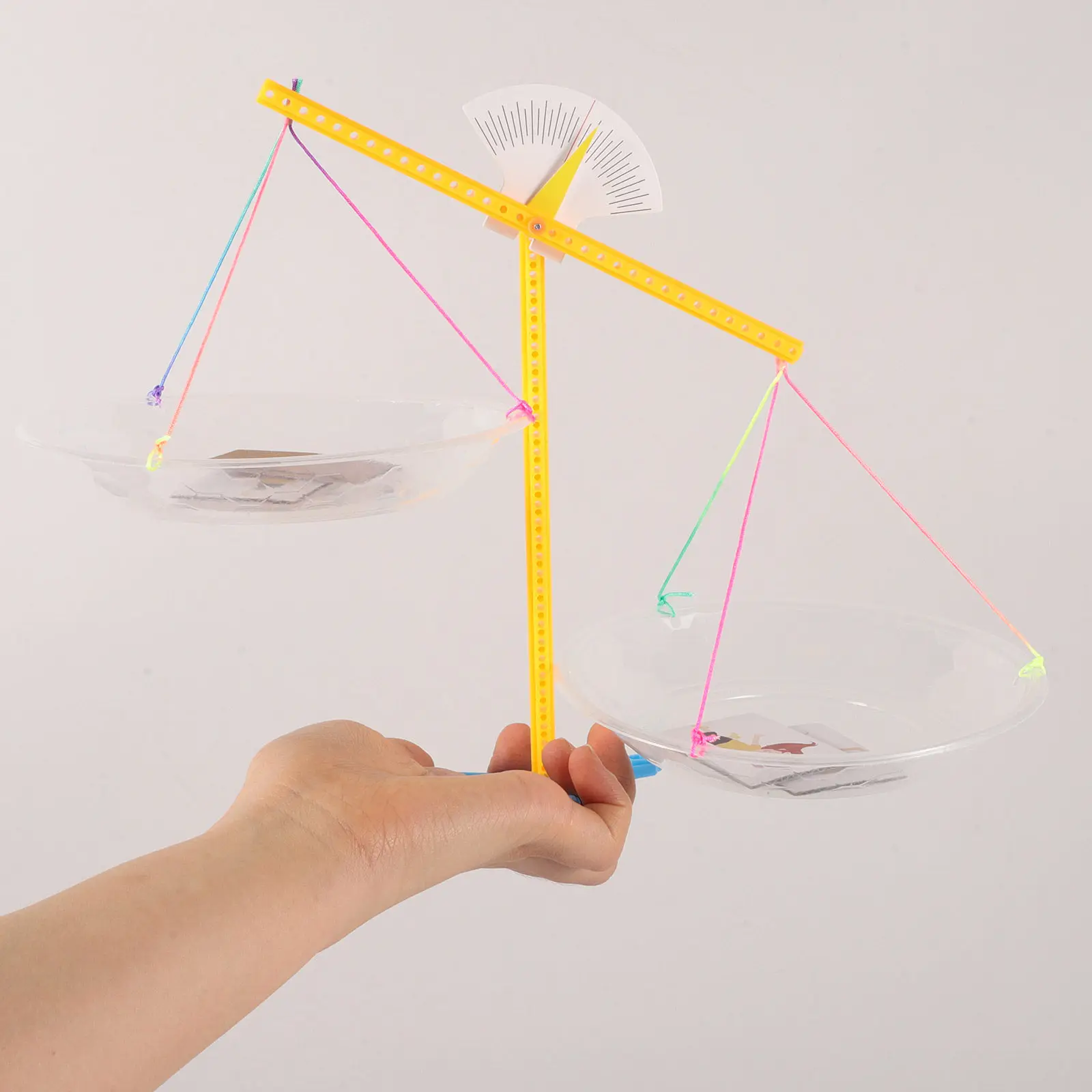 

Набор для сборки балансировочных весов своими руками: развивающий STEM-набор для детей, научно-познавательный, ручная сборка