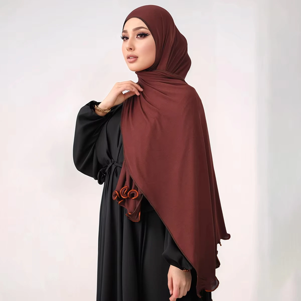 

Хлопковый трикотаж с волнистыми краями, шарф-хиджаб для женщин, эластичная шаль, простая мусульманская повязка на голову, однотонный исламский тюрбан, длинный глушитель