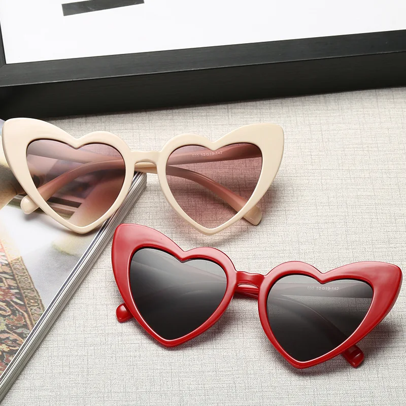 Love Heart Cat Eye Sunglasses Woman Vintage Christmas Gift Black Pink Red Heart Shape Sun Glasses For Woman UV400 view 5