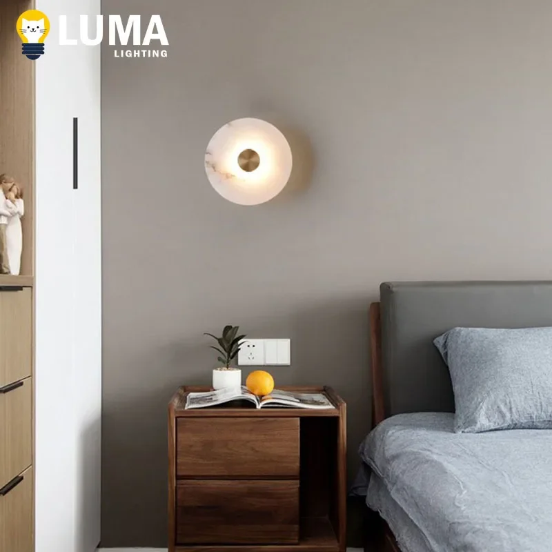 الفاخرة الإسبانية المرمر وحدة إضاءة LED جداريّة ضوء الصلبة النحاس الشمعدان المستديرة لغرفة المعيشة التلفزيون خلفية الحمام غرفة نوم السرير ديكور