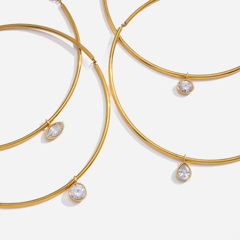 collier-pendentif-en-acier-inoxydable-pour-femme-accessoire-de-collier-en-acier-titane-haut-de-gamme-bijoux-de-luxe-legers-et-de-niche-pour-femme