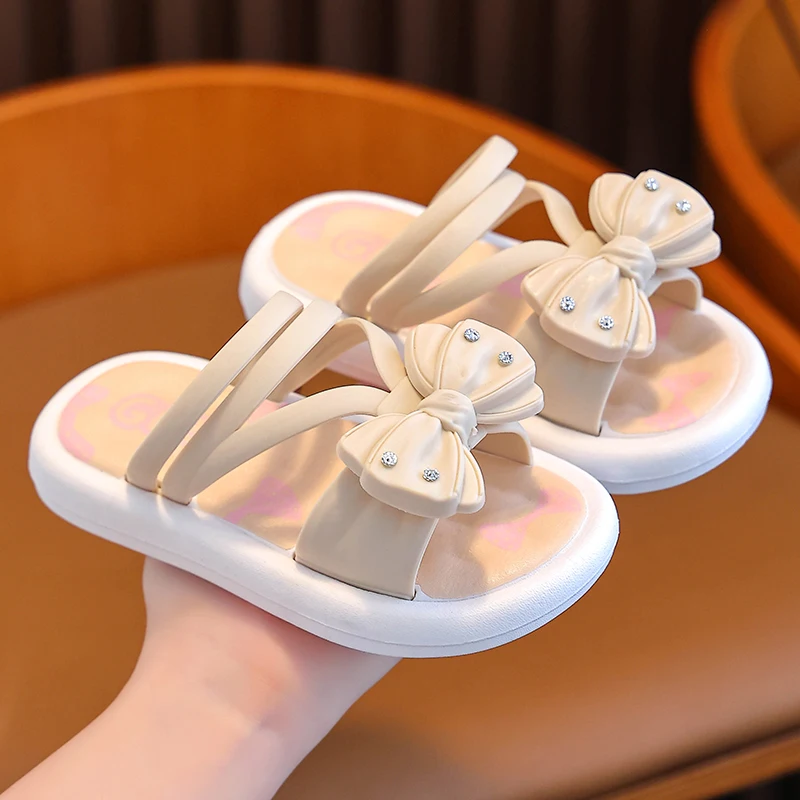 New Summer Cute Cartoon Bow Decoration Sandals For Aged 2-8 Girls Children Slippers Non-slip Seabeach Flip Flops Home Kids Shoes