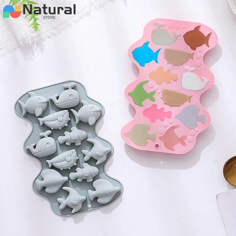 12 Hole Marine Fish Silicone Chocolate Mold Mix Animal Candy Biscuit Jelly Ice Cube Mould Cake Decor Soap Candle Baking Set Gift