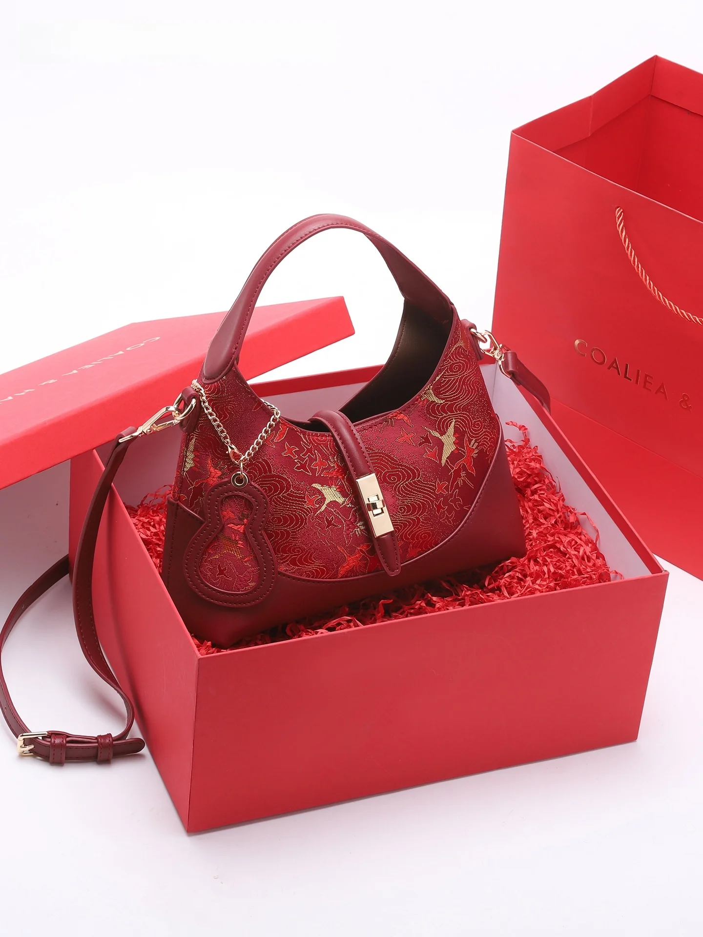 borsa-da-sposa-rossa-borsa-a-mano-ricamata-con-motivo-a-gru-e-nuvola-borsa-a-tracolla-borsa-da-portare-sotto-il-braccio-borsa-a-bandoliera-realizzata-in-morbido-nylon-stile-cinese