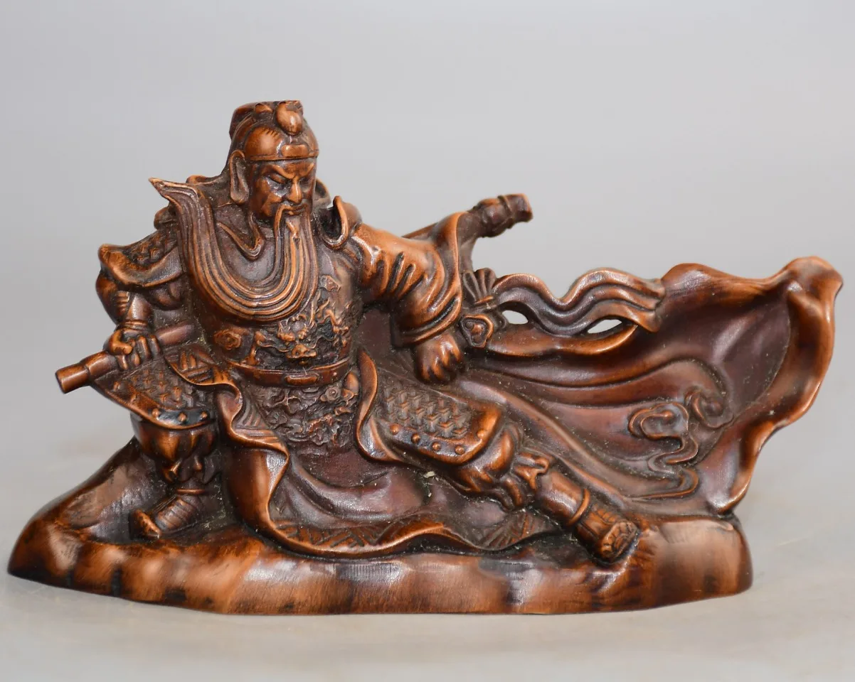 Collection Old Boxwood Cloak backlight Guan Gong sitting statue Guan Yunchang Worship Hall Town house