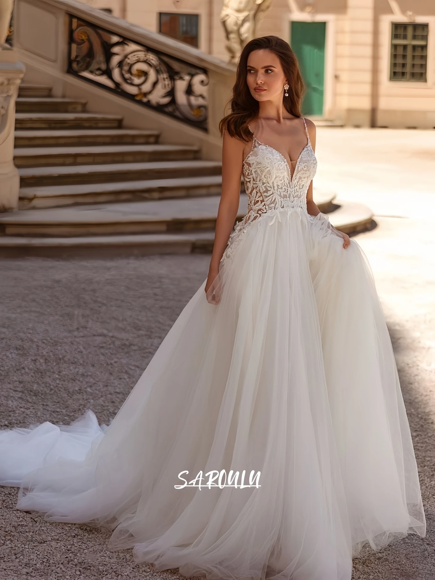 Abiti da sposa in tulle con spalline sottili con vita illusione Abito da sposa lungo a linea A Abito da sposa da donna personalizzato taglie forti