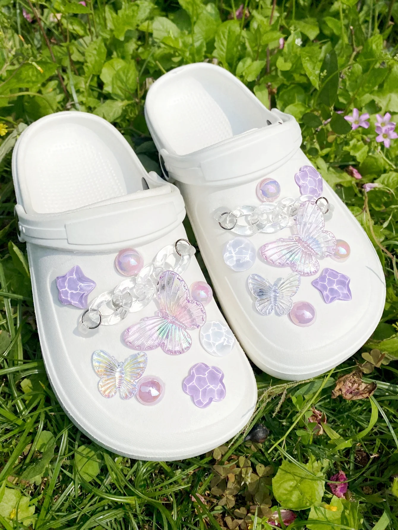 18 ชิ้นโซ่โปร่งใส,ผีเสื้อสีม่วง,ระลอกน้ําดาว,ดอกไม้,ผีเสื้อสีขาว, สีชมพู ABS Pearl รองเท้าหัวเข็มขัด DIY dec