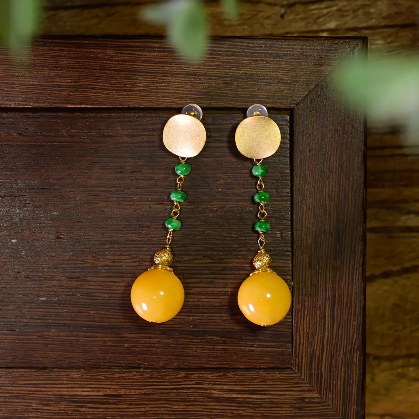 

Натуральные антикварные серьги из янтаря, серебро S925 и натуральный нефрит, китайские серьги-гвоздики с драгоценными камнями, подарок