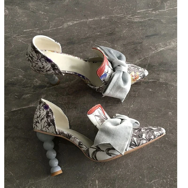 

Print Pointed Toe Bow Shaped Heel Sandals Woman Summer 2026 White Blue Pearl Heel Slip-On High Heels Fashion Women's Shoes