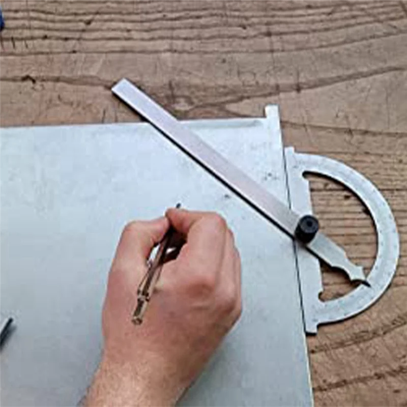 

A15F-1 шт. углеродистая сталь, хромированная антибликовая универсальная угловая линейка с металлическим стопорным винтом 0-180 ° Размеры случая: 80 х 120