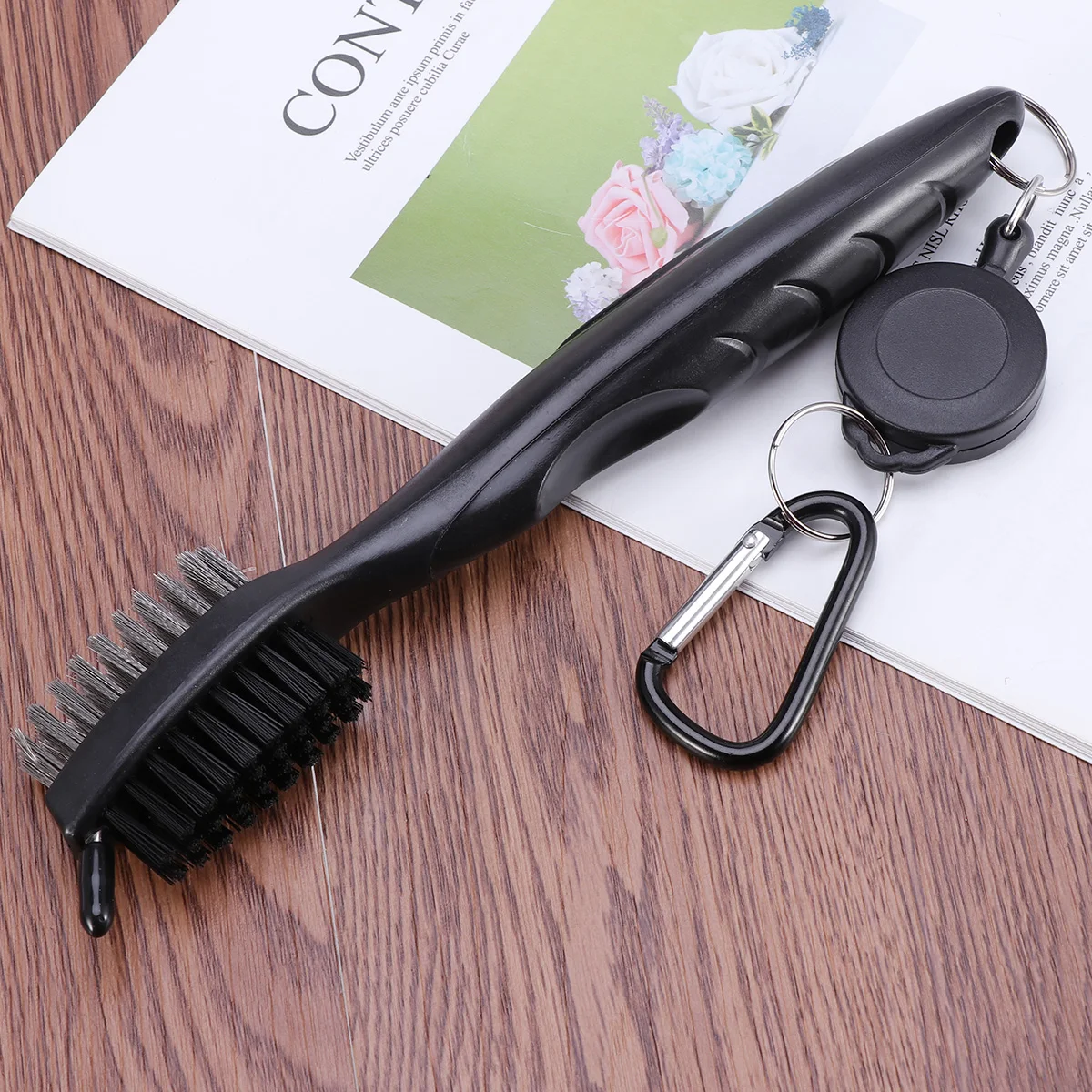 

Pp Club Groove Cleaner Nylon Bristles Ergonomic Handle Retractable Carabiner For Golf Club Spike Cleaning Tools Lightweight