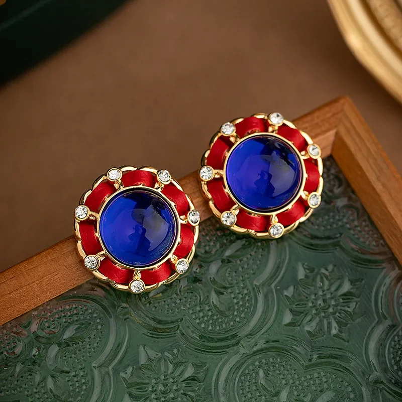 New Fashion Jewelry High-grade Court Style Color Contrast Crystal Glass Round Stud Earrings Light Luxury Retro Style Woman Girl