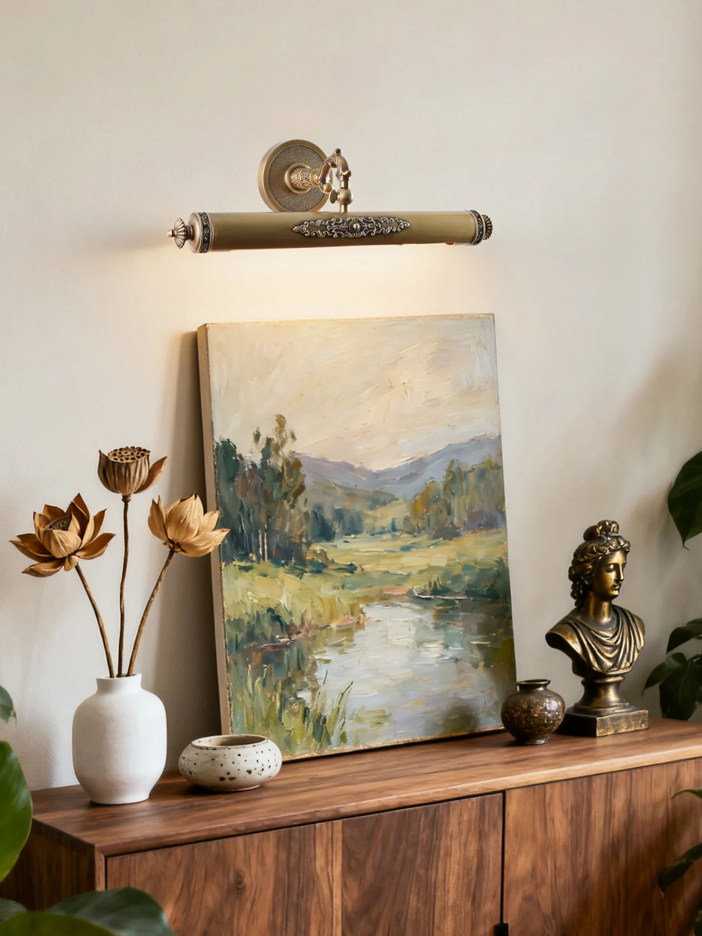 French style retro oil painting lamp，Brass bathroom mirror light，Brass vanity sconce wall light ，gallery picture light