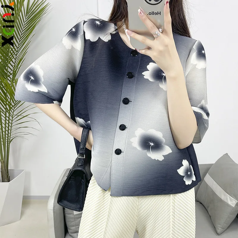 

YUDX Pleated 2024 Summer New Casual Printed Fashion Five-quarter Sleeve Shirt Tops Women's Loose and Versatile Cardigan
