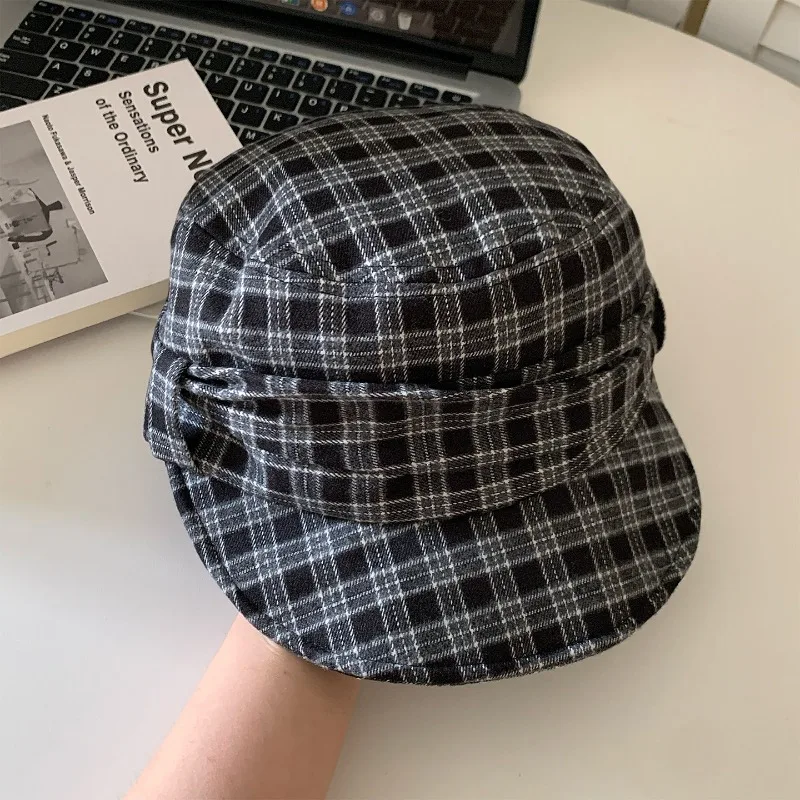 Neue Frühlings- und Herbst-Retro-Karo-Plissee-Baskenmütze, Literarisch und Vielseitig, Große Ausführung, Weiche Krempe, Newsboy-Mütze für Damen – Detail 4