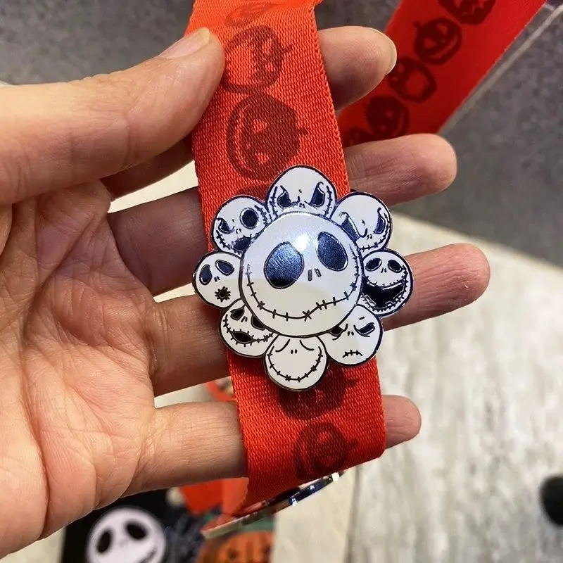 Disney The Nightmare Before Christmas Jack broche, Calavera periférica de Anime de Halloween, insignia de broche de Metal, decoraciones DIY de vacaciones