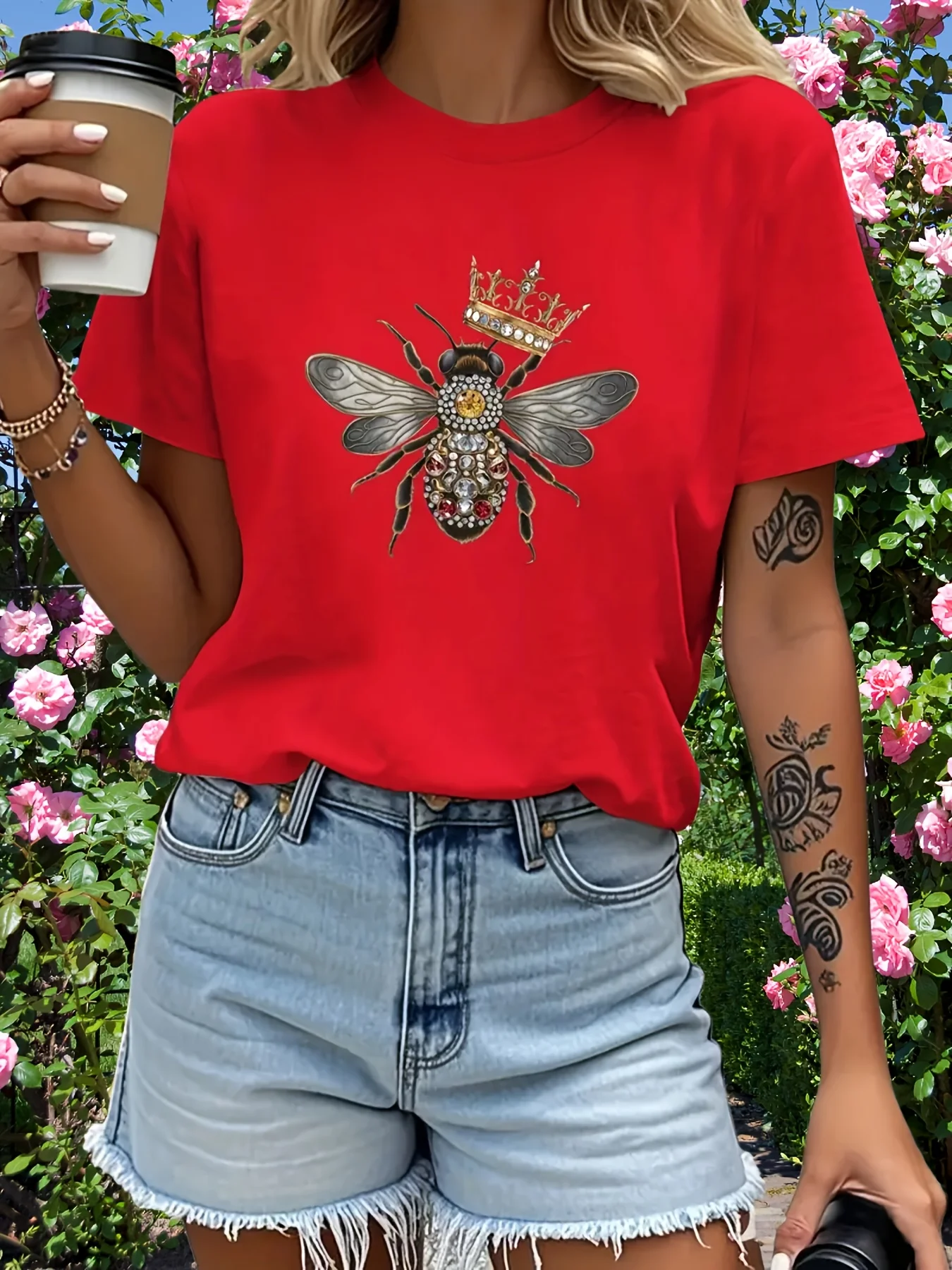 Fashion Bee Pattern T-shirt with Gemstone Decoration, Comfortable Casual Top Design, Women's Comfortable Fit T-shirt